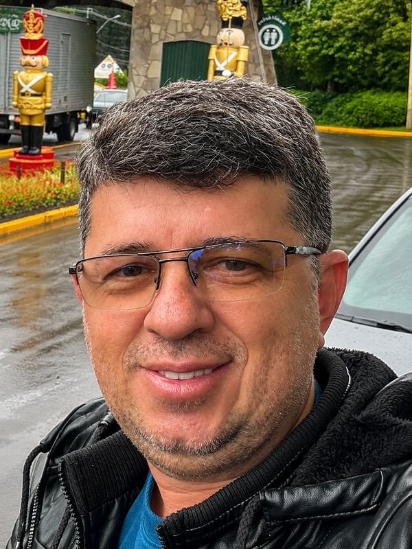 Luciano Carvalho